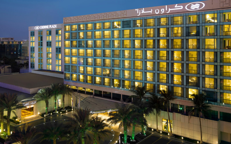 Crowne Plaza Jeddah by IHG – Business-Friendly Comfort